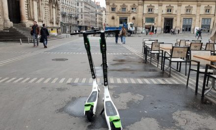 La Mairie de Lyon Interdit les Trottinettes Électriques sur les Trottoirs